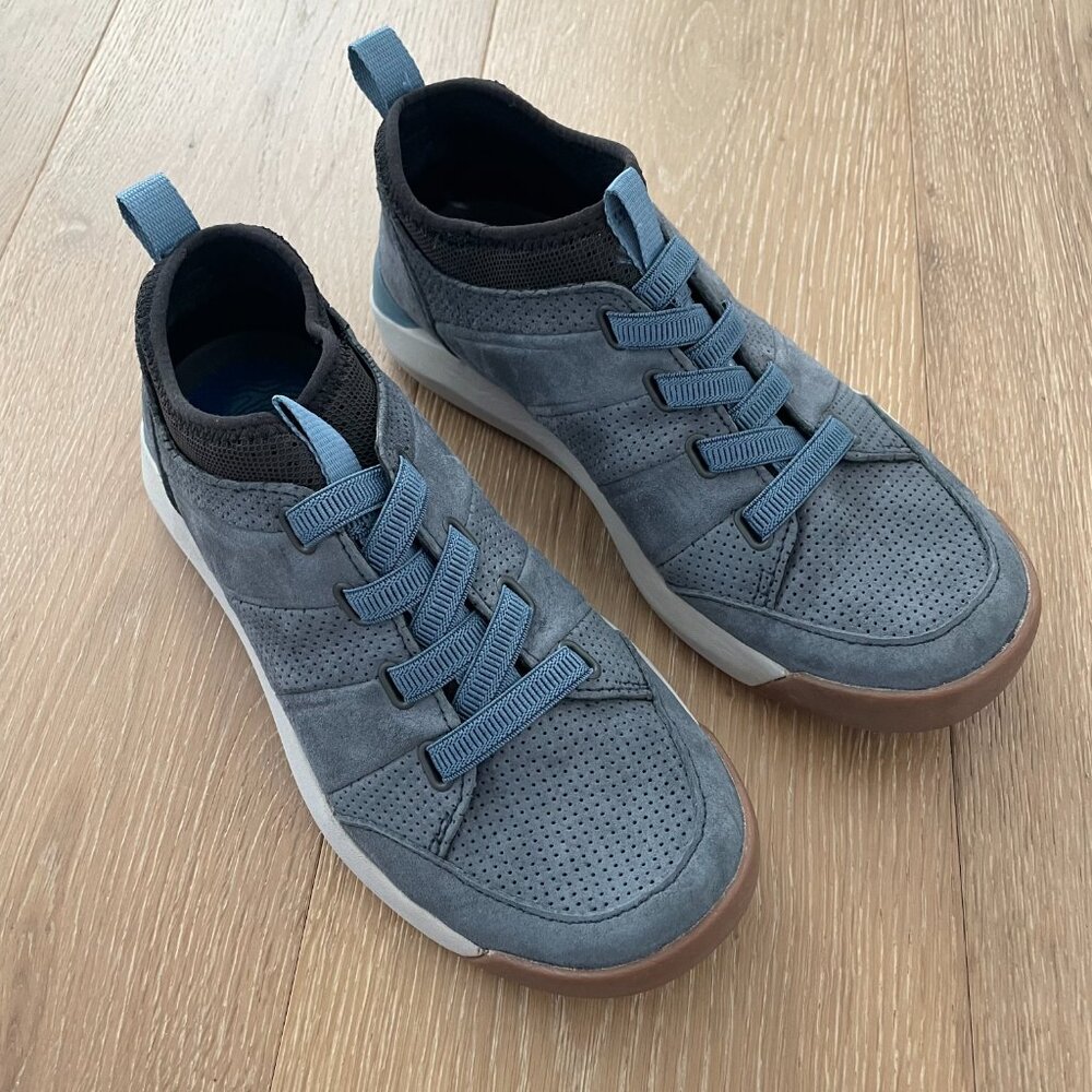 L.L. Bean Shoes Women 7.5 Hiking Blue Vista Slip On Hikers Low Soft Navy 508519 - Picture 2 of 12